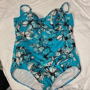 Plus Turquoise Dreamshaper Miracle Suit sz 26 W